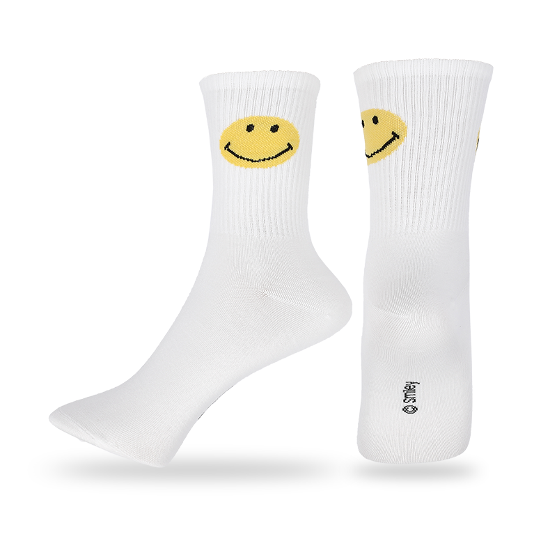 Les hommes en gros anti-bactéries et l'absorption de la transpiration offrent des propriétés d'évacuation de l'humidité pour un confort accru chaussettes décontractées à motifs souriants