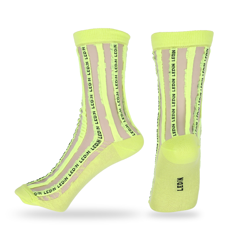 Vente en gros ou sur mesure dames verre transparent cristal soie saison d'été chaussettes habillées minces