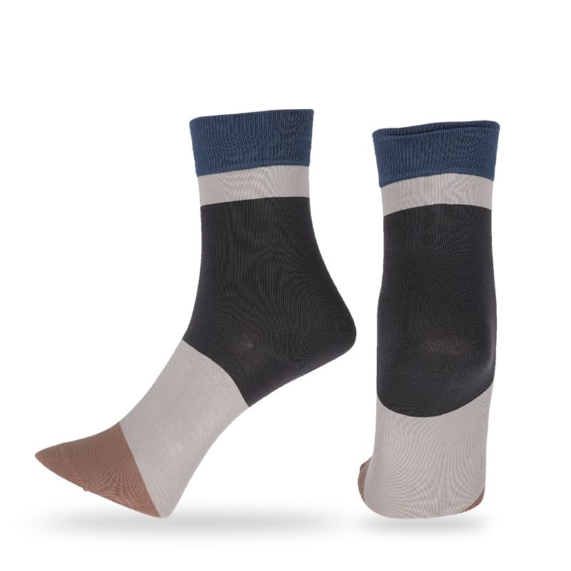 Chaussettes décontractées, habillées ou streetwear personnalisées en coton peigné OEKO-Tex de haute qualité pour hommes fils de coton naturels anti-boulochage chaussettes habillées classiques à larges rayures chaussettes de marche quotidiennes